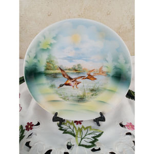 Leuchtenburg Germany Porcelain Wall Plate Flying Mallard Ducks 8"